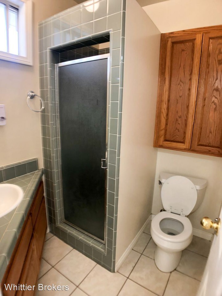 7762 Washington Ave - Photo 2 of 12