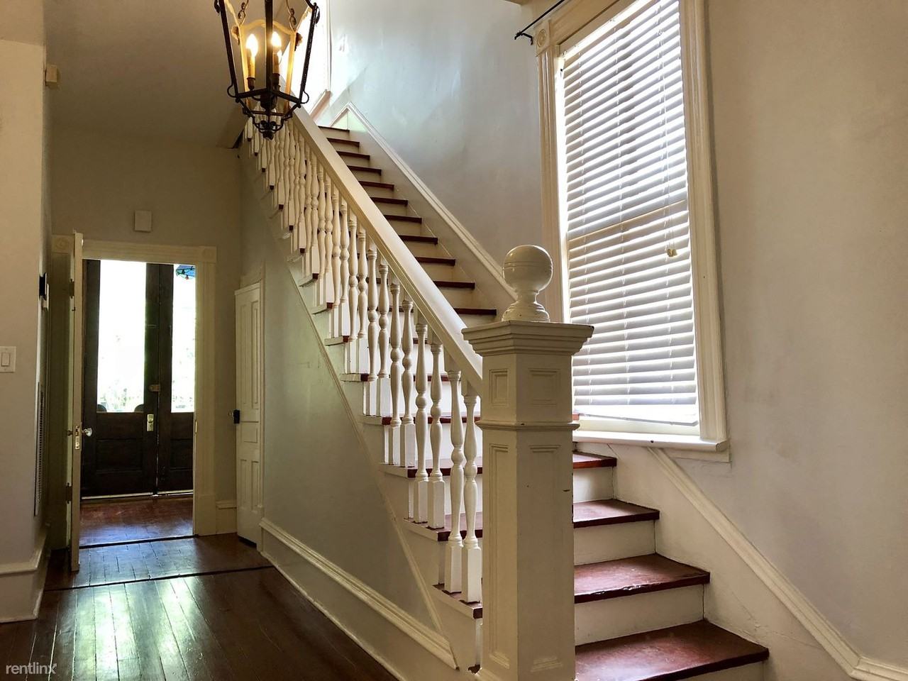 507 Oakwood Ave - Photo 3 of 15