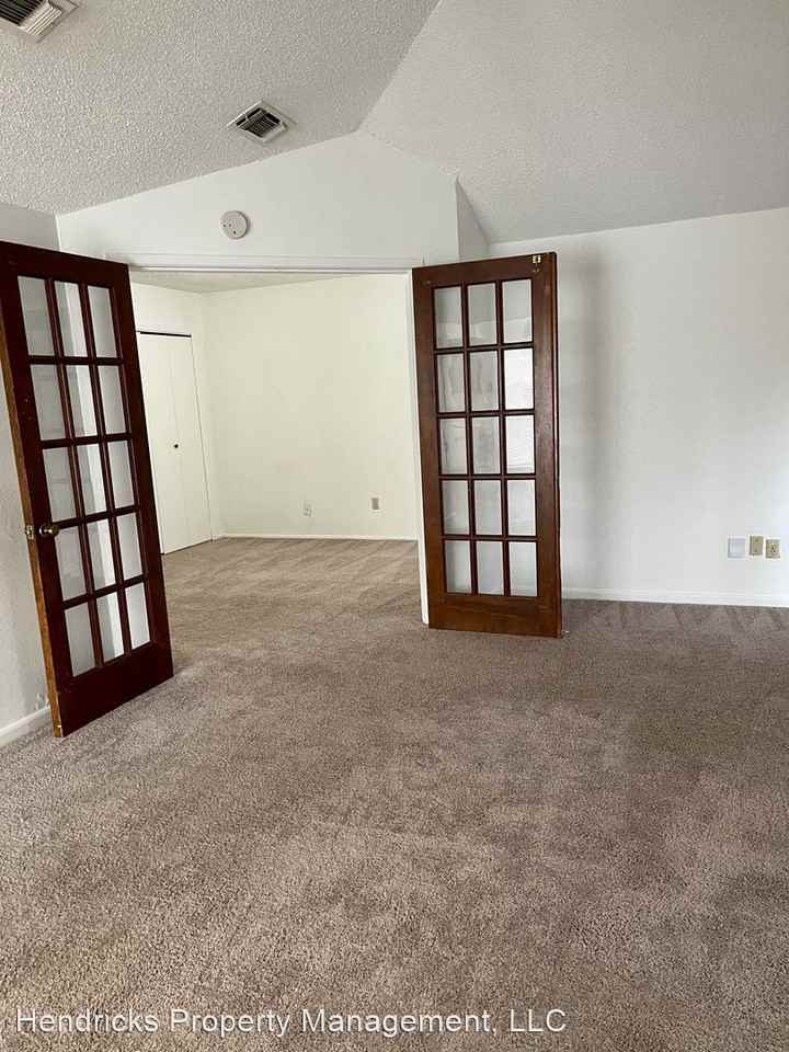 11707 Whisper Valley St - Photo 2 of 7