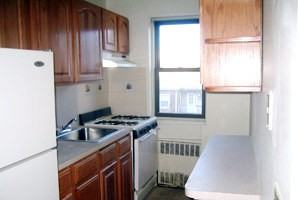 St. Andrews Manor - Photo 2 of 5