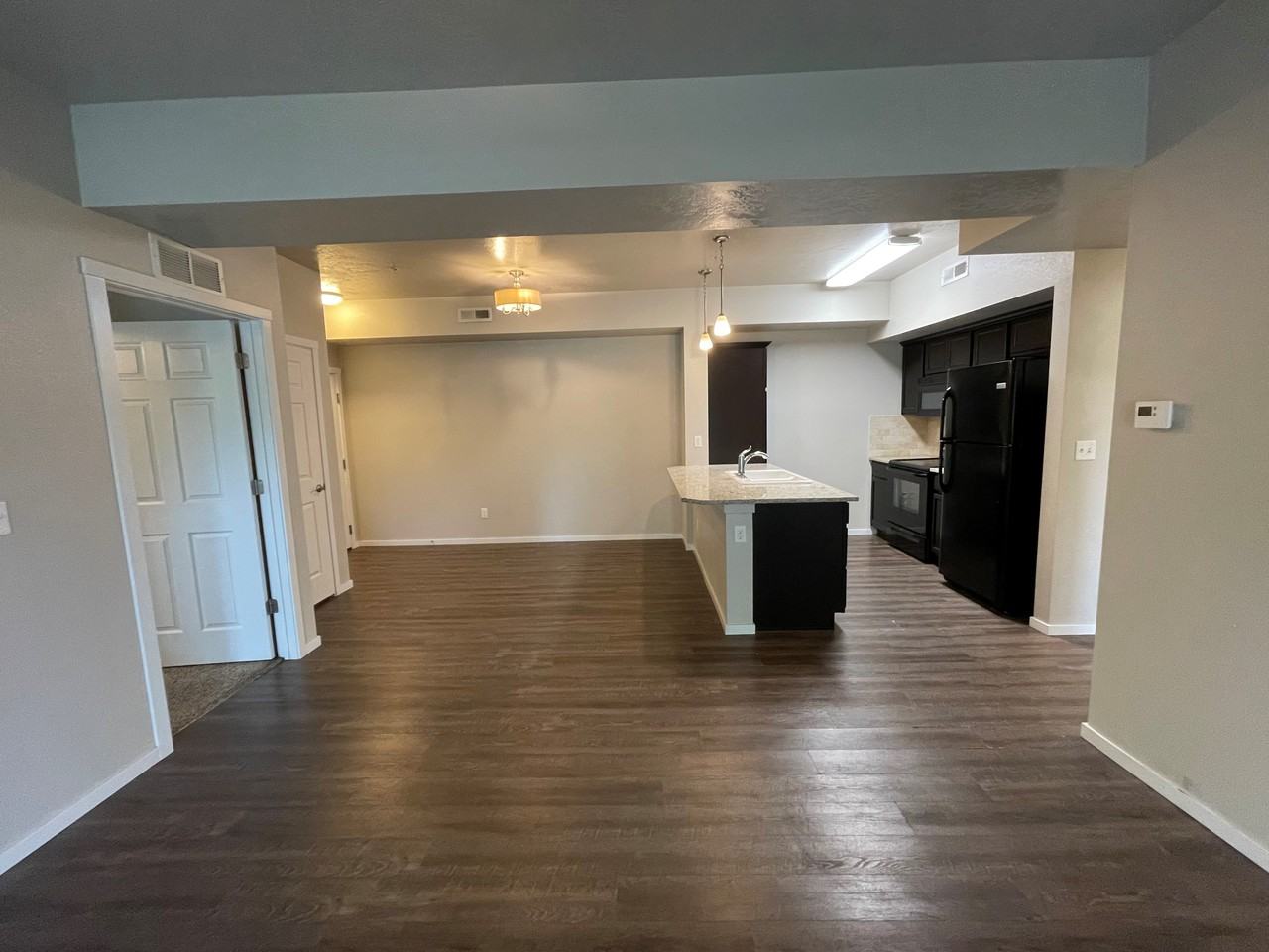 2685 N Fastwater Ave - Photo 3 of 32