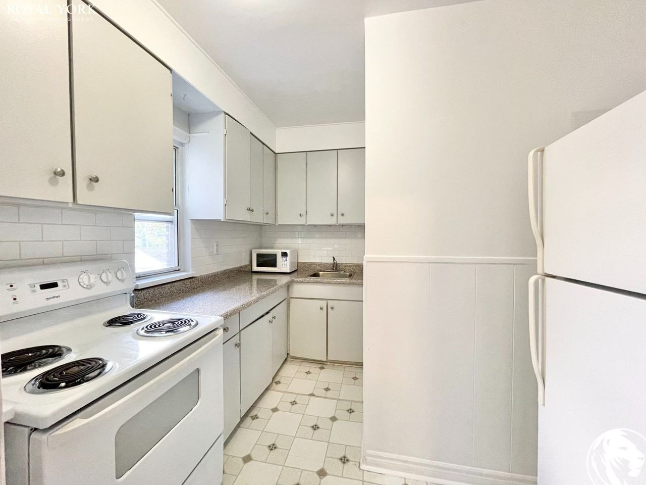 78 Westmount Ave #3 - Photo 3 of 26