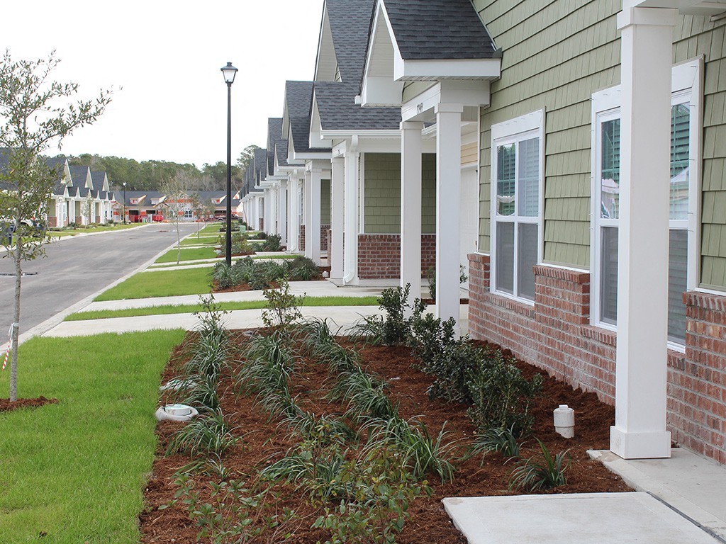 River Oaks Village - Photo 2 of 14