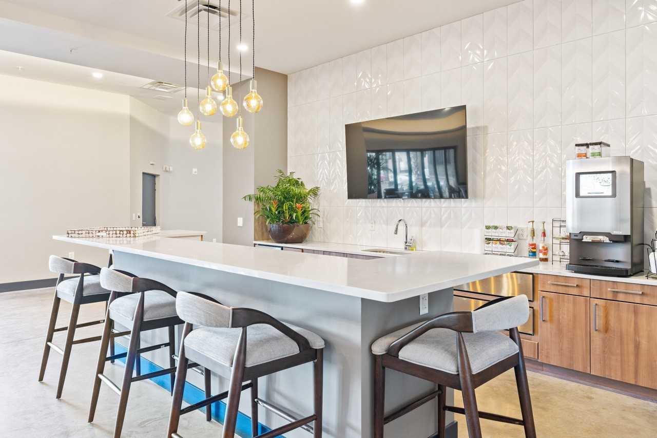 Pier 33 Apartments - Photo 4 of 43