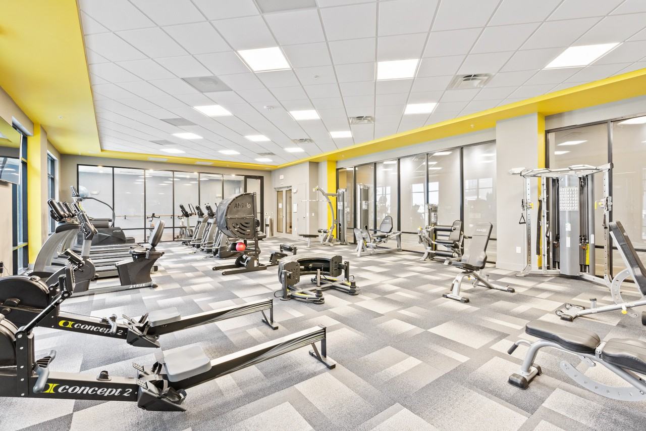 Pier 33 Apartments - Photo 7 of 43