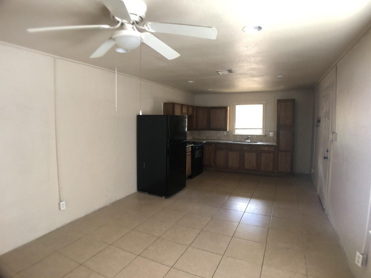 351 Cortez Ave #2 - Photo 4 of 11