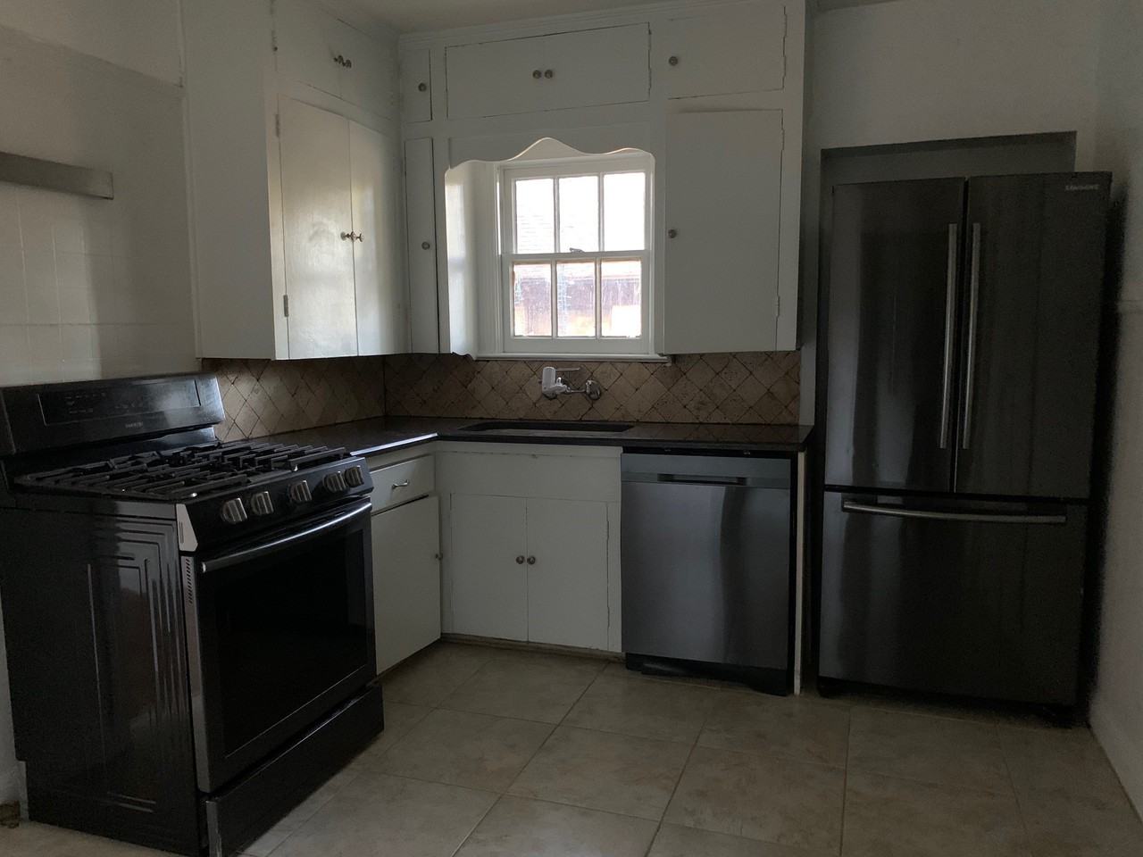 716 Newell Ave #716 - Photo 7 of 12