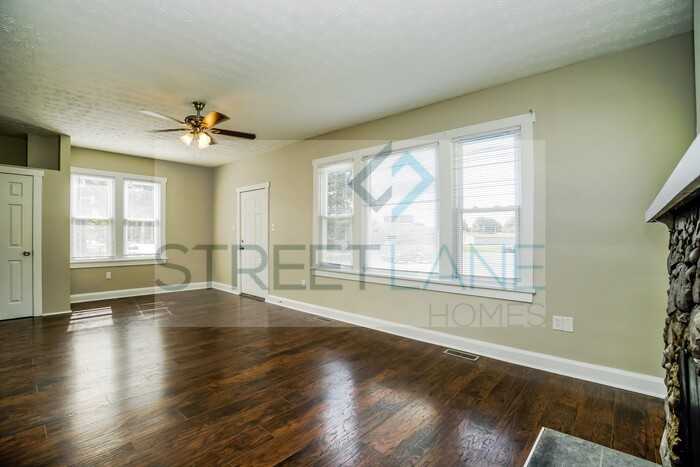 96 N Center St - Photo 3 of 15