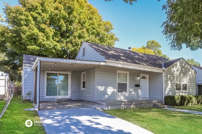 1440 E 21st Ave - Photo 2 of 16