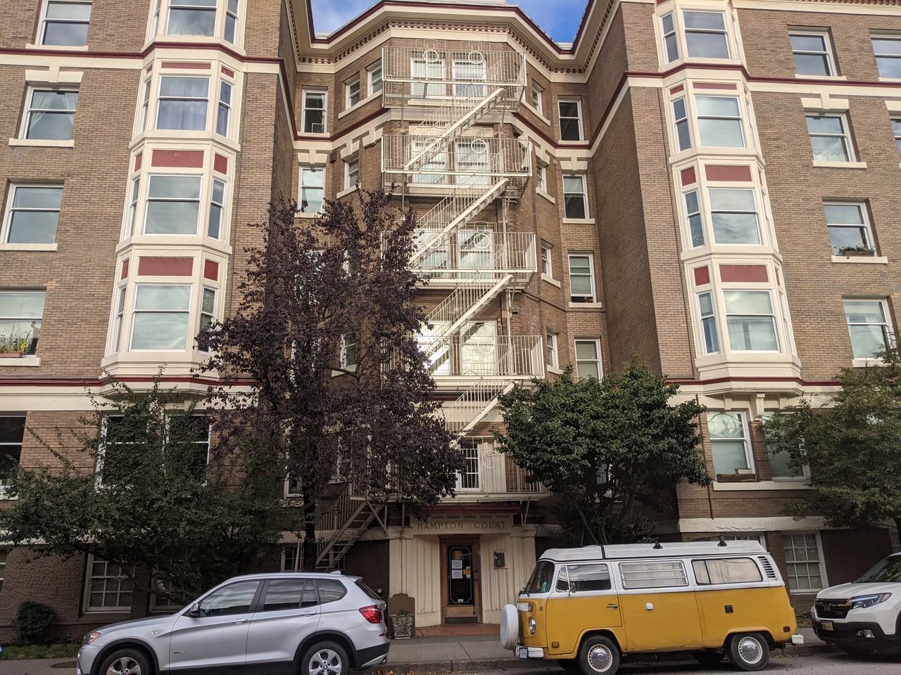 1243 Thurlow Street - Photo 2 of 11