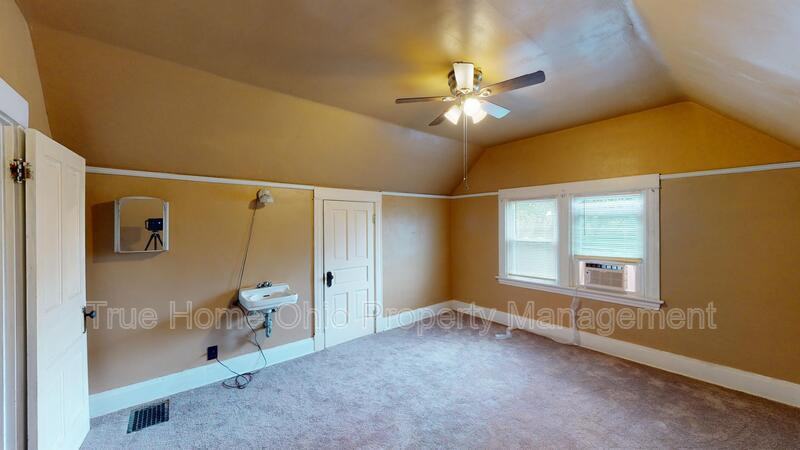 3309 3309 McHenry Avenue - 2 - Photo 3 of 29
