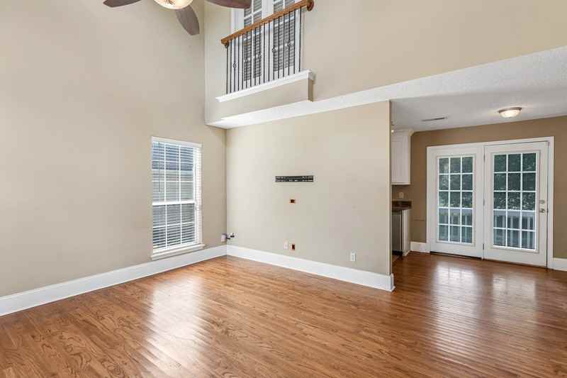 123 River Oaks Dr - Photo 5 of 30