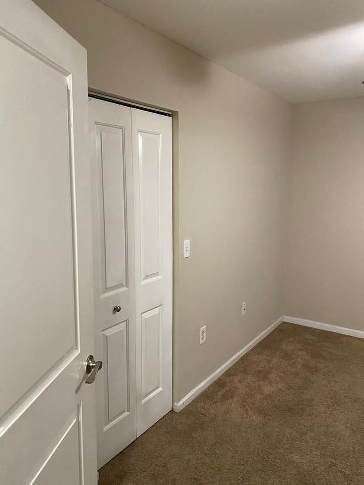5266 NW 114th Ave - Photo 3 of 8