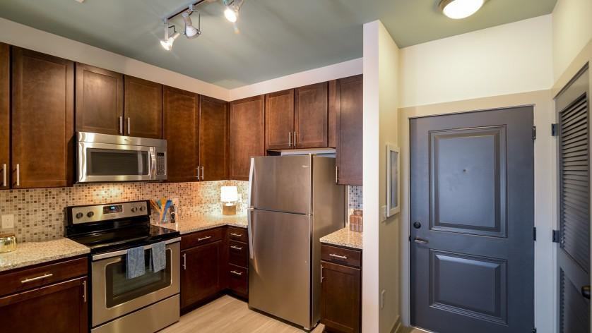 310 31st Ave N #31-111 - Photo 2 of 9