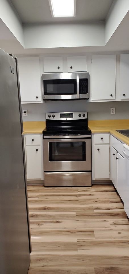 4 Sycamore Ct #4 - Photo 3 of 8