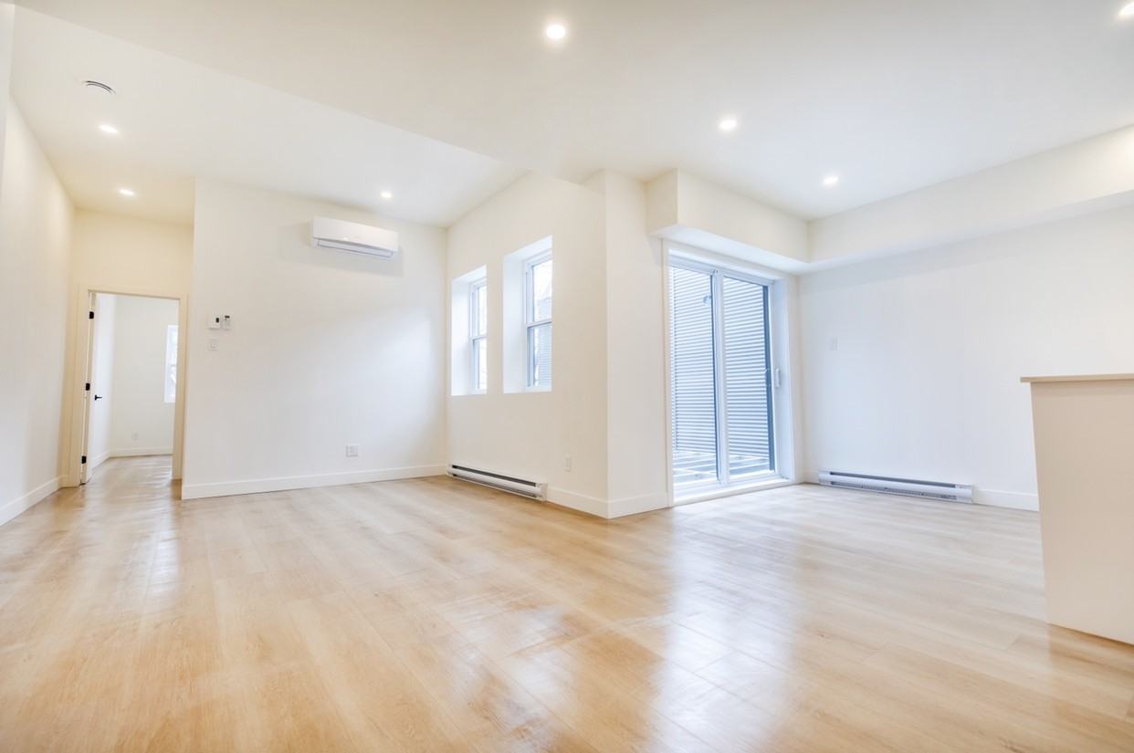 Bourget Apartments in Le SudOuest, Montréal, QC H4C 2M4 Zumper