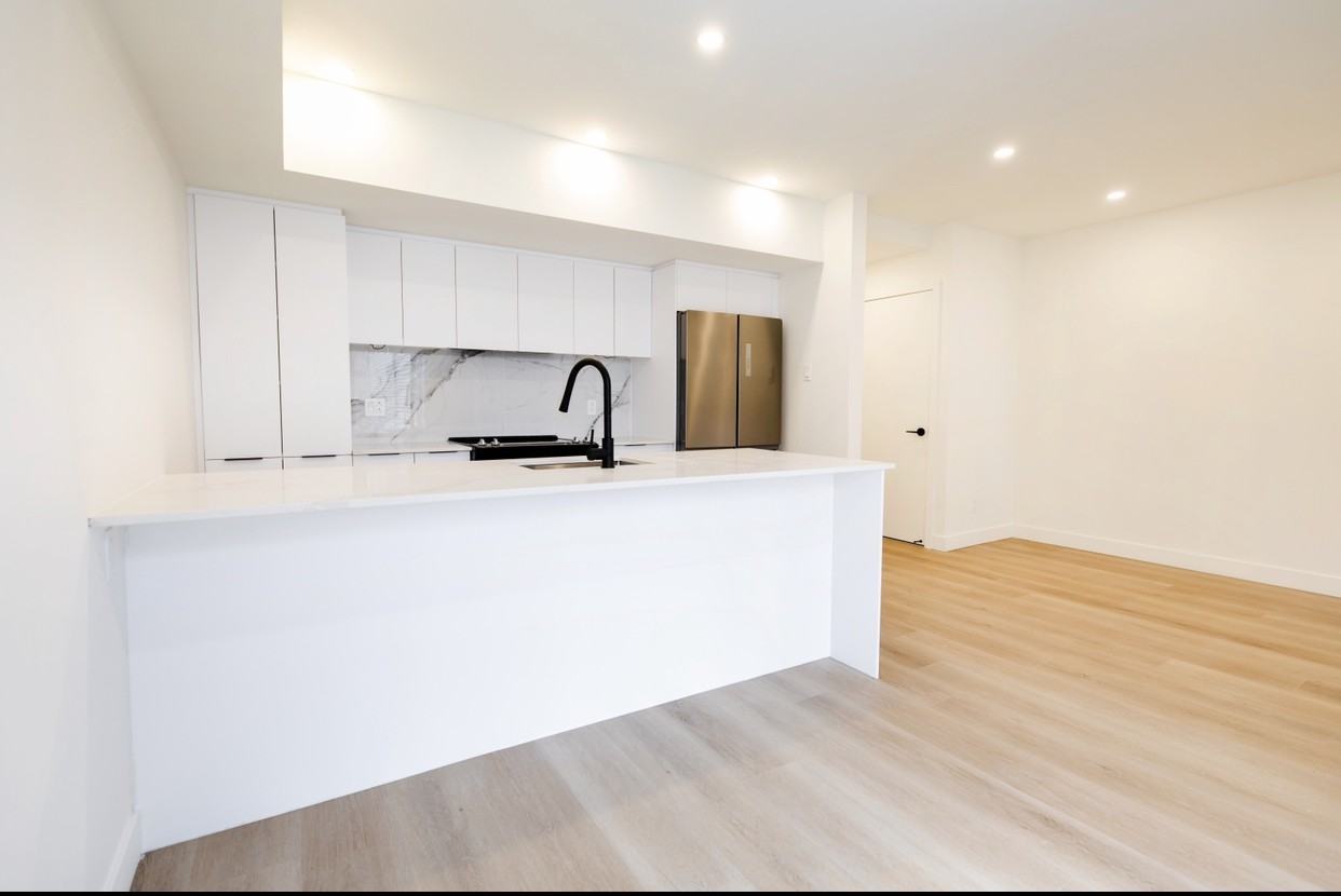 Bourget - Photo 3 of 22