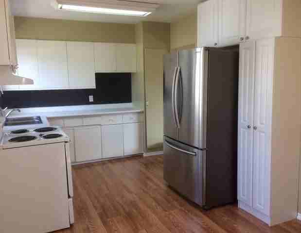 13016 135 Street Northwest - Photo 3 of 12