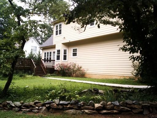 75 Glenridge Dr - Photo 2 of 13