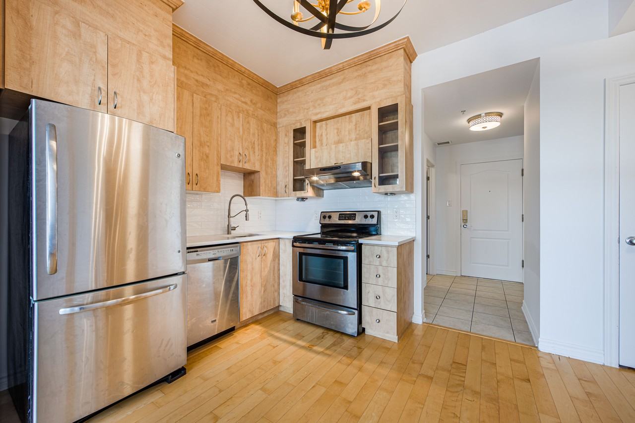 825 Boulevard René-Lévesque Est #511 - Photo 6 of 12