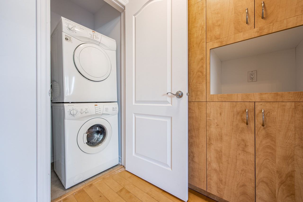 825 Boulevard René-Lévesque Est #511 - Photo 7 of 12