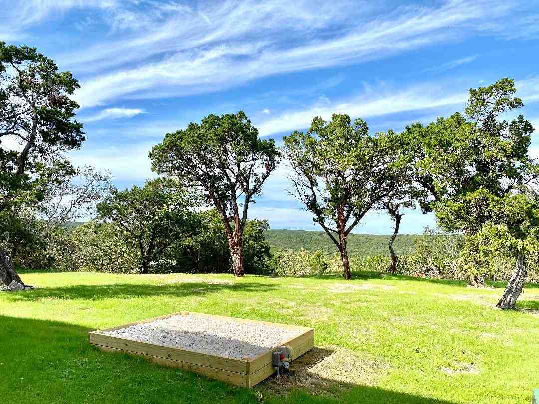 8508 Grandview Drive - Photo 2 of 18