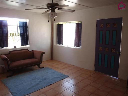 425 St Valentine St - Photo 3 of 8