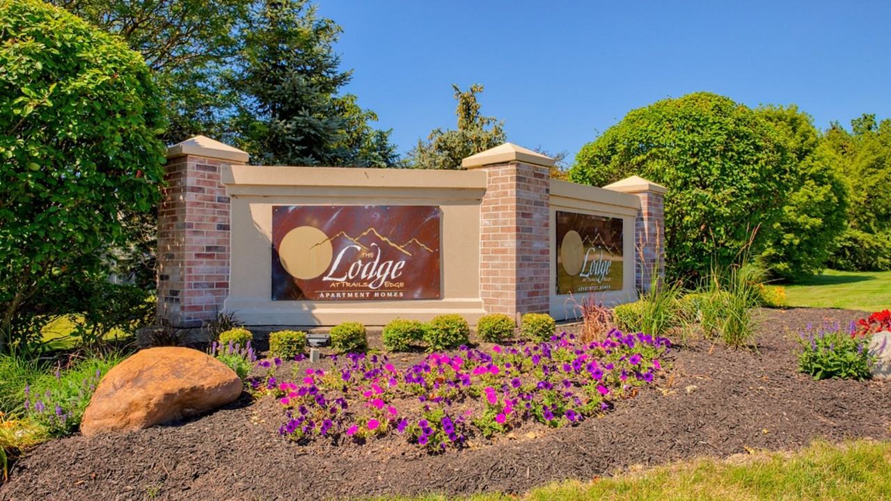 9535 Benchmark Dr, Indianapolis, IN 46240 Apartment for Rent PadMapper