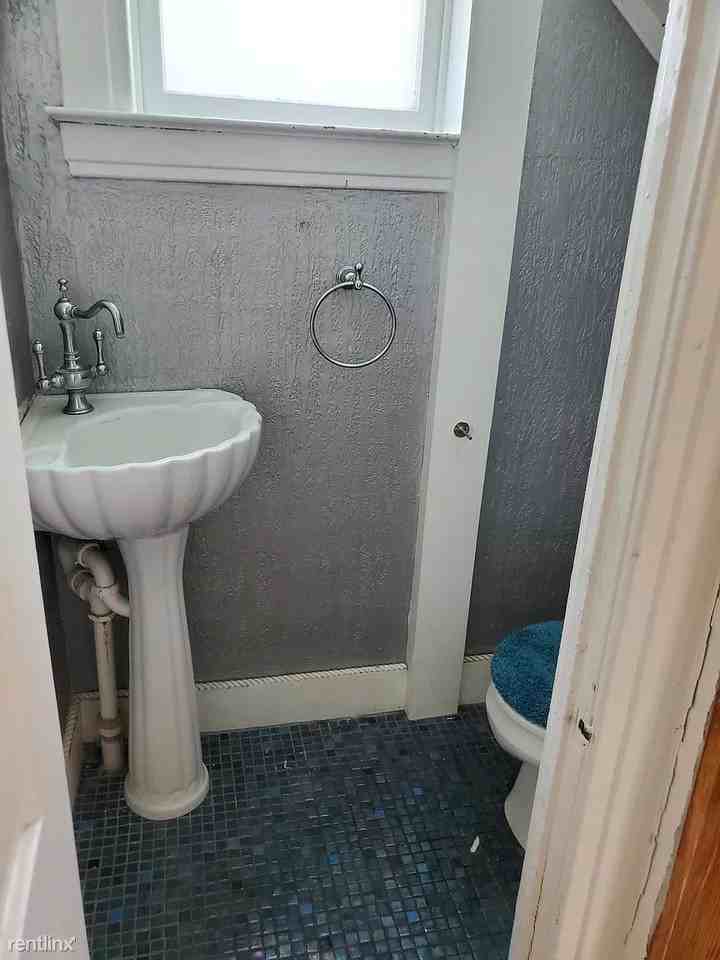 902 W Lovell St - Photo 3 of 16