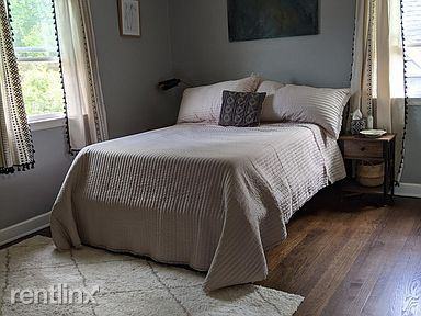 3220 N 91st St - Photo 2 of 5