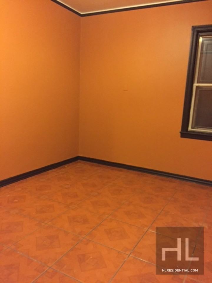 115 Parkway Dr 1 - Photo 2 of 8