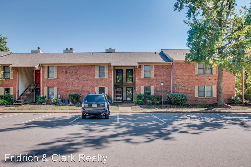 103 Westfield Dr - Photo 2 of 31