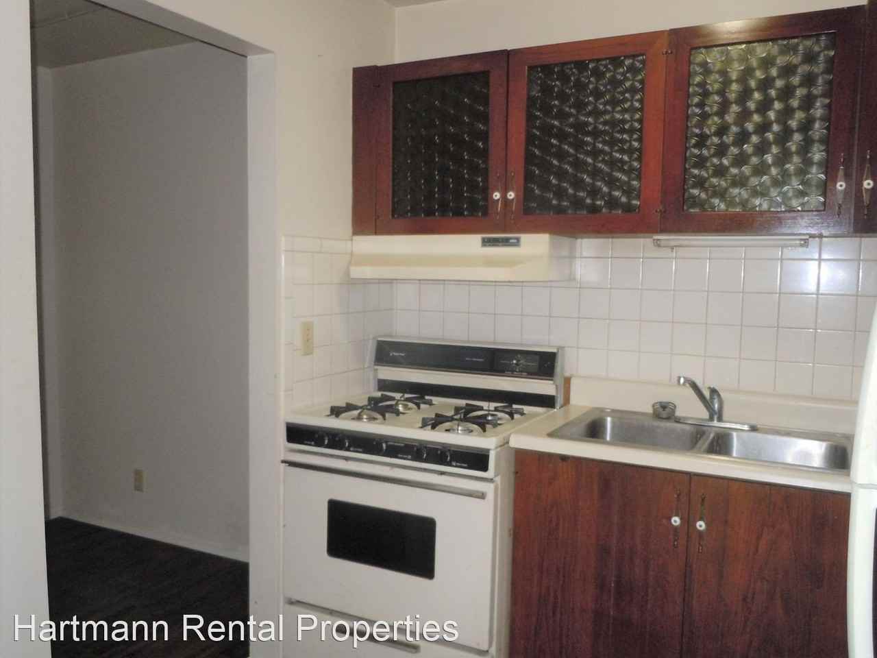 1051 E Lafayette Ct. - Photo 3 of 10