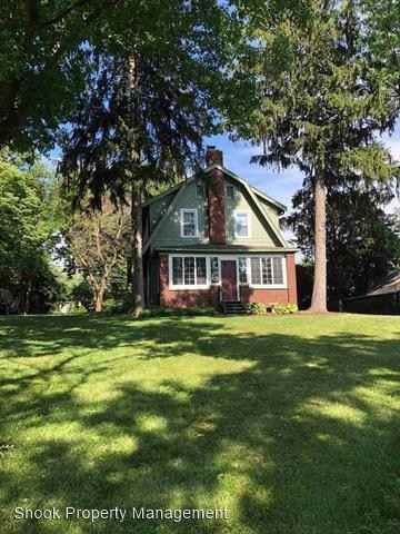 1120 Northwestern Ave - Photo 2 of 14