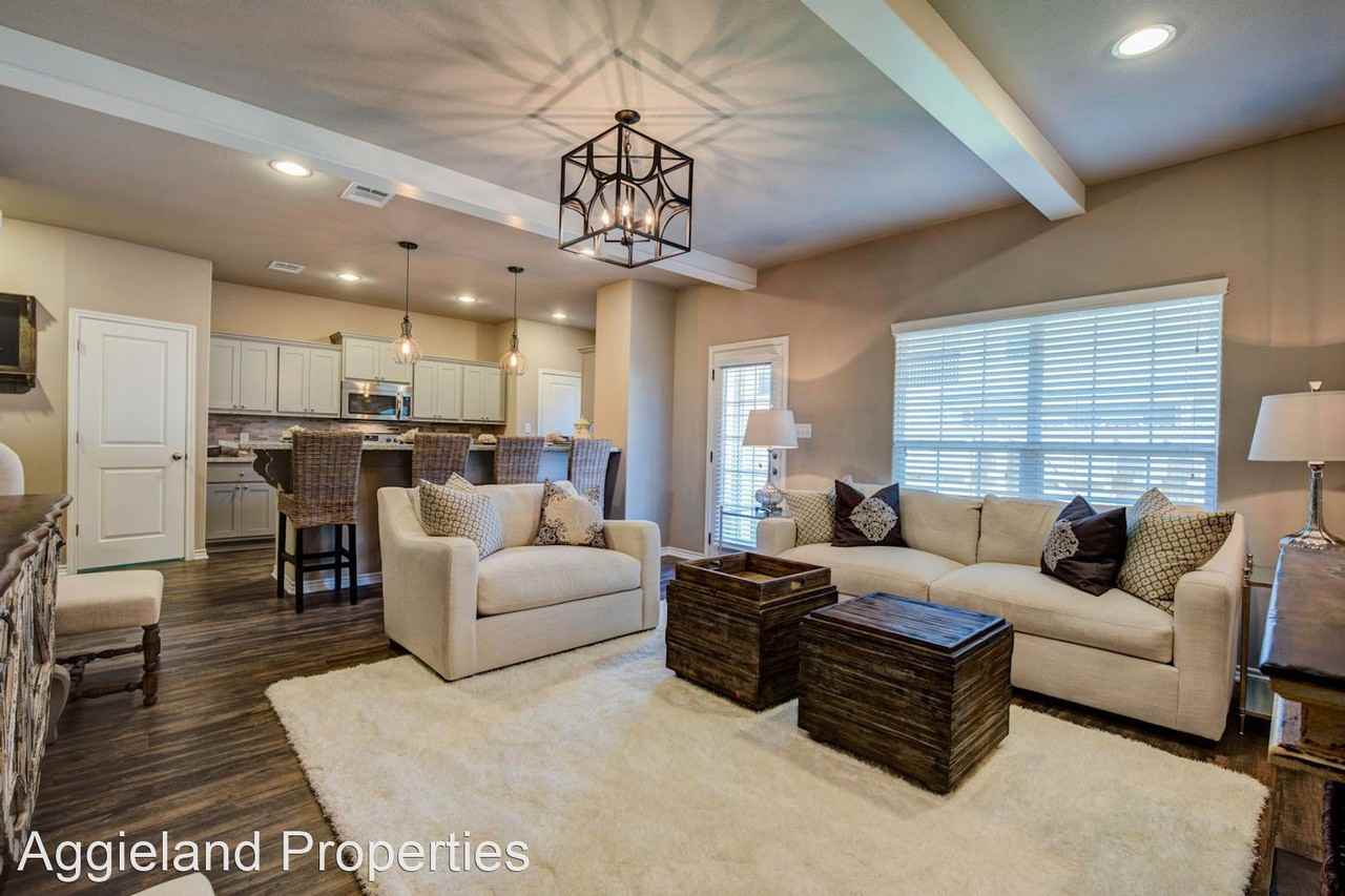 3530 Summerway Dr - Photo 3 of 22