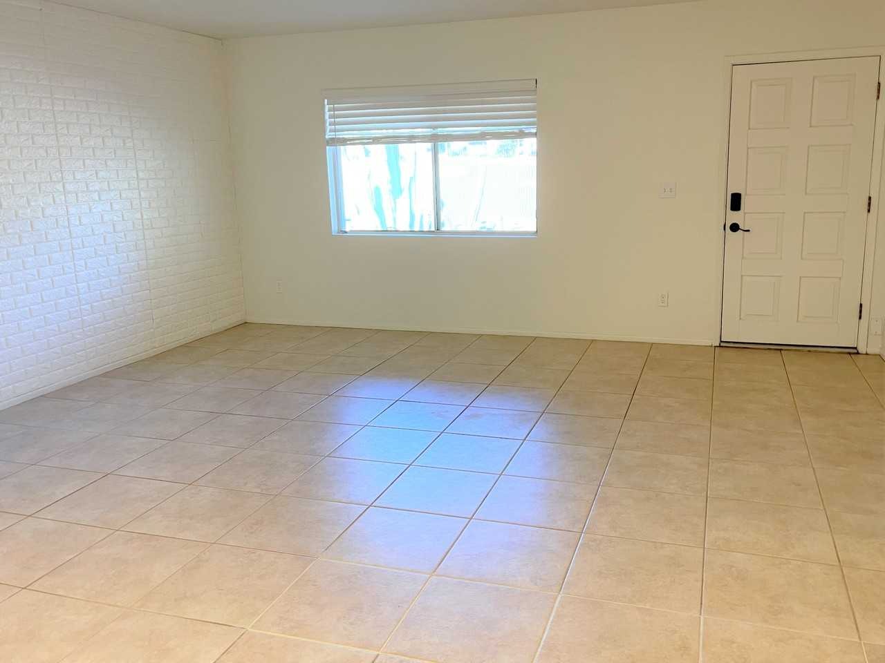 6512 E Palm Ln - Photo 2 of 21