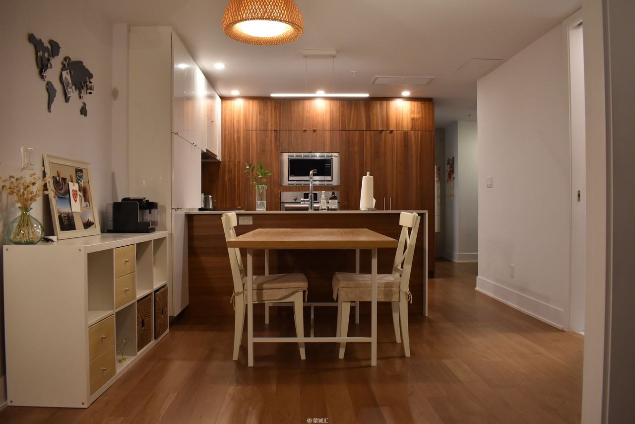 1330 Rue Olier - Photo 2 of 19