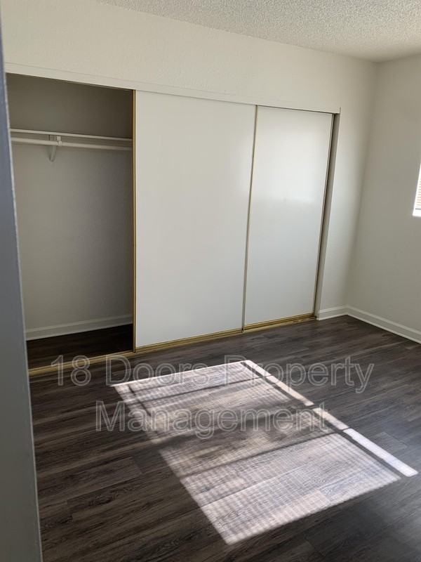 840 Grand Ave - Photo 3 of 14