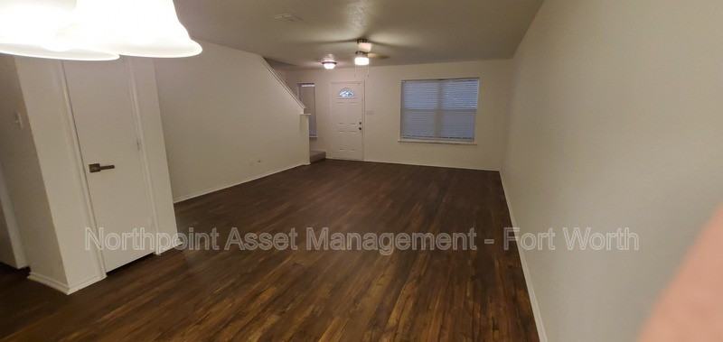 5616 Giddyup Ln - Photo 3 of 11