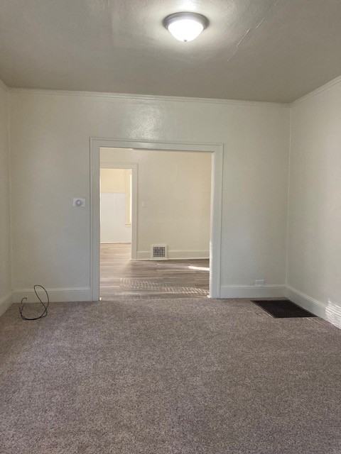 602 East Republic Street - Photo 3 of 19
