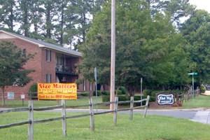 Club Way Apartments - Photo 2 of 11