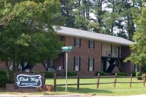 Club Way Apartments - Photo 3 of 11