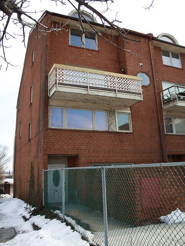 16 Queen St - Photo 3 of 24