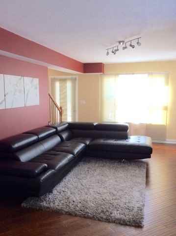 678 Harp Ave - Photo 3 of 13