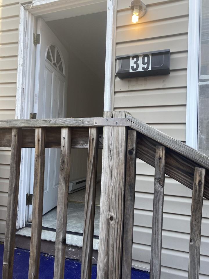 39 N Locust St #39N - Photo 3 of 15