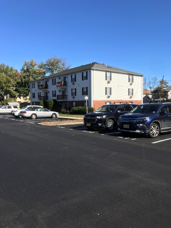 213 Stephens St - Photo 4 of 17