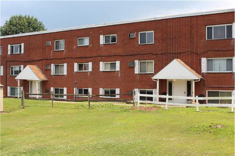 770 Brady Ave #17