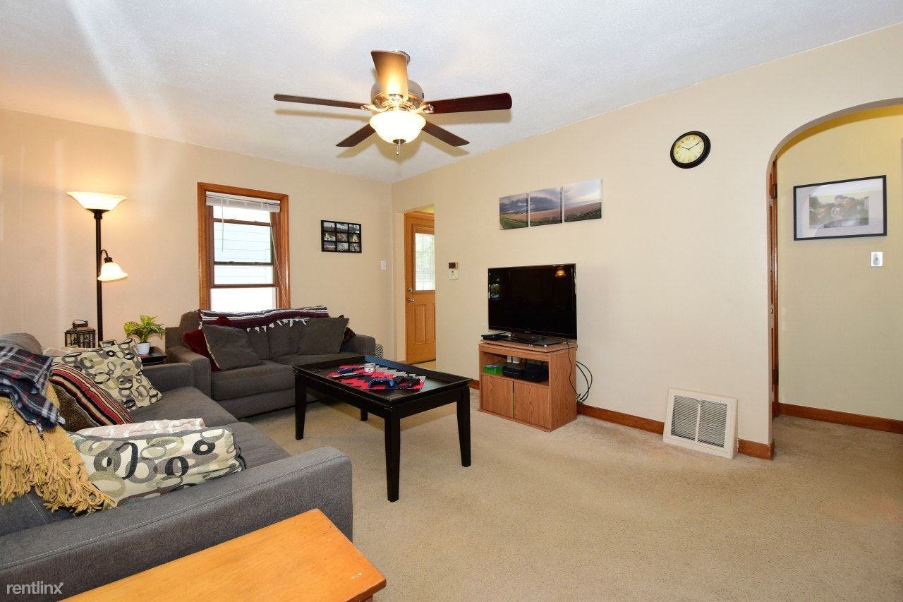 4117 Wilson Rd - Photo 2 of 16