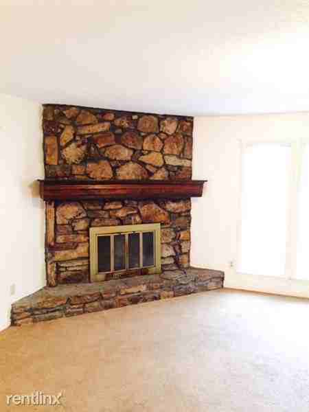 3792 Lawrenceton Cove - Photo 3 of 10