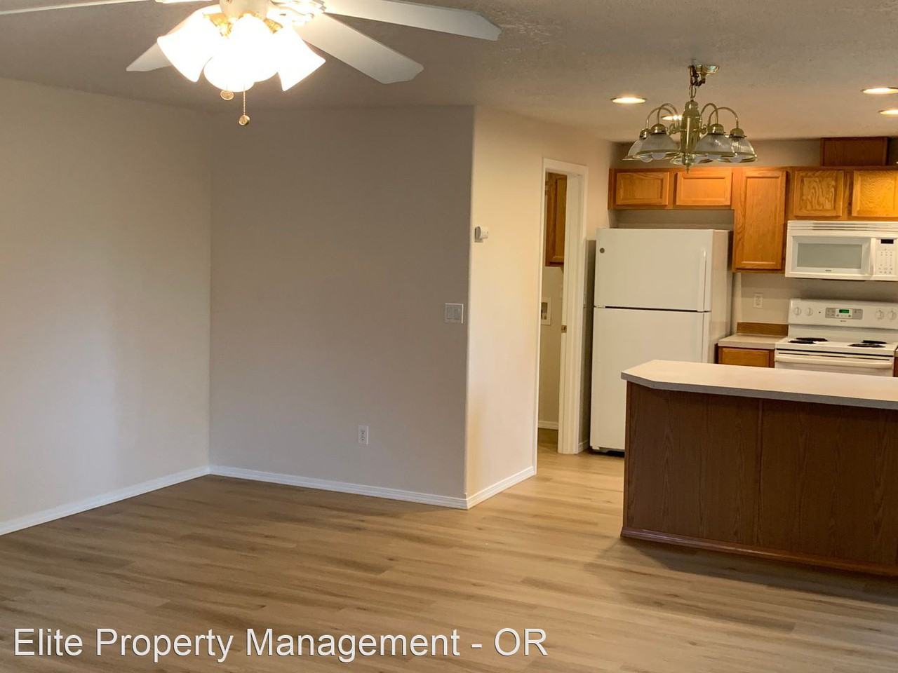 8495 Ne Barberry Dr - Photo 3 of 22